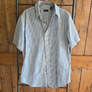 Arrow Men's Black and White Plaid Short Sleeve Shirt